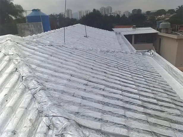 Aplicação de Manta Asfáltica no Lajeado
